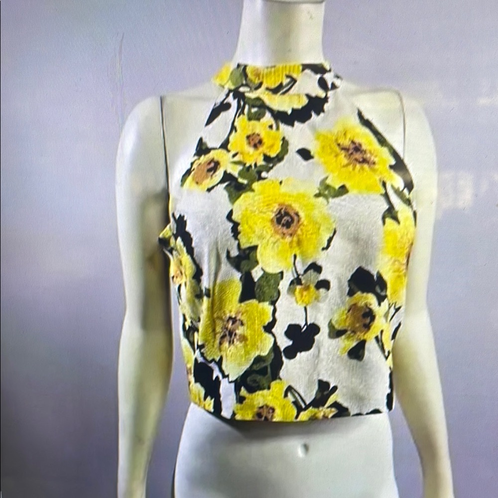 Multicolored Sleeveless Crop Tank Top